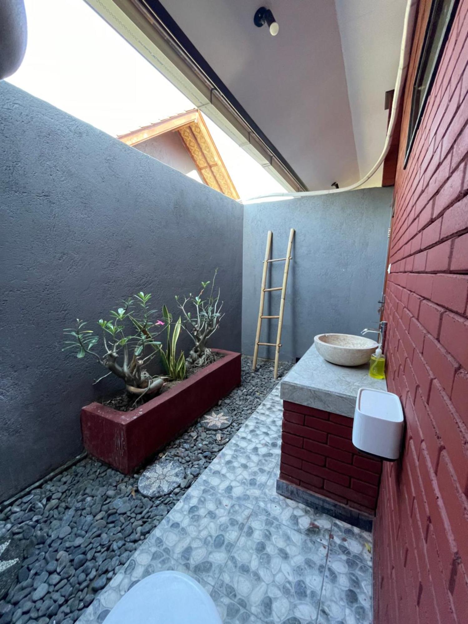 Tebu Menjangan Homestay Banyuwedang Exterior photo